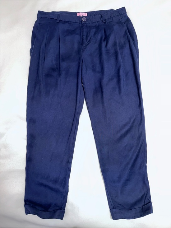 Lilly Pulitzer Pants - Lilly Pulitzer ladies navy blue Pants size 6 pleated cropped with pockets